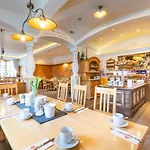 Отель Garni Sonnhof 4*