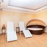 Hotel Garni Sonnhof 4*
